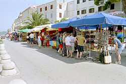 Souvenierst�nde im Hafen von Mali Losinj