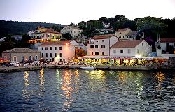 Spezialit�tenrestaurants im Hafen von Veli Losinj